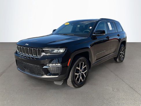 Used 2024 Jeep Grand Cherokee Limited image 9