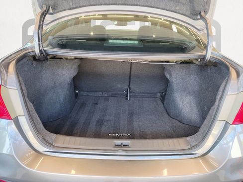 Used 2017 Nissan Sentra SL w/ SL Premium Technology Package image 15