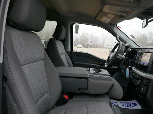 New 2026 Ford F250 XL w/ XL Off-Road Package image 9