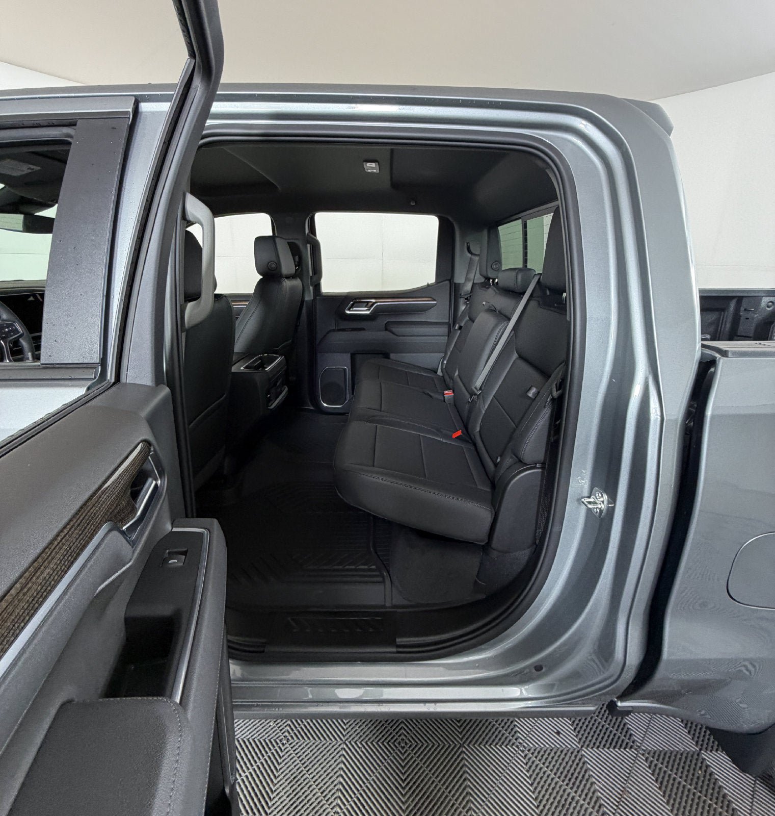 New 2026 Chevrolet Silverado 1500 RST AWD/4WD image 7
