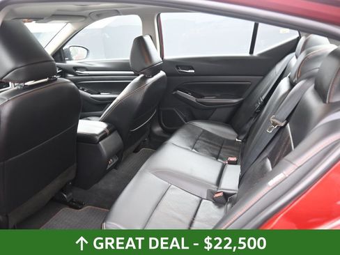 Used 2024 Nissan Altima 2.5 SR w/ SR Premium Package image 39