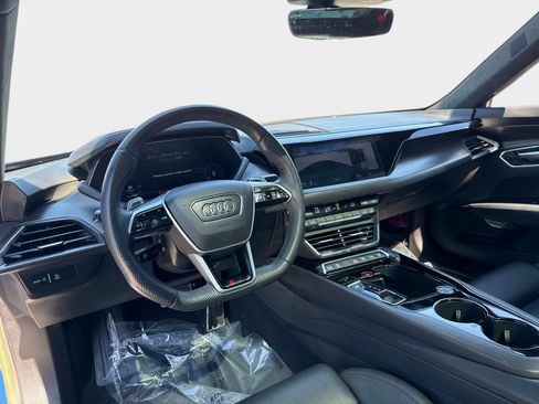 Used 2022 Audi RS e-tron GT w/ Carbon Performance Package image 16