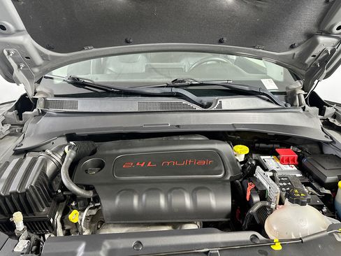 Used 2022 Jeep Compass Limited image 33