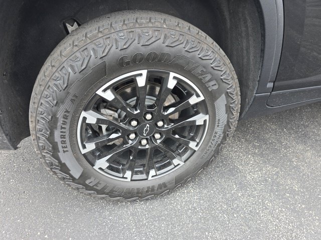 Certified 2024 Chevrolet Traverse Z71 w/ Enhanced Driving Package AWD/4WD image 12