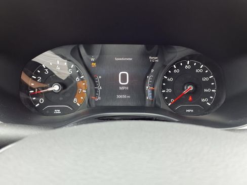 Used 2025 Jeep Compass Limited AWD/4WD image 15
