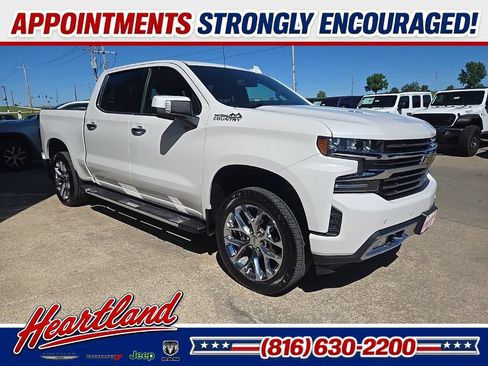 Used 2019 Chevrolet Silverado 1500 High Country w/ Safety Package II AWD/4WD image 15