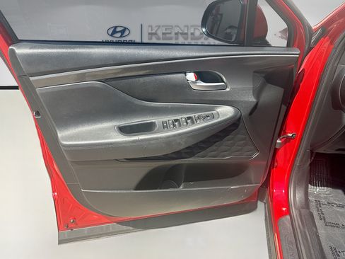Used 2021 Hyundai Santa Fe SE w/ Cargo Package FWD image 16