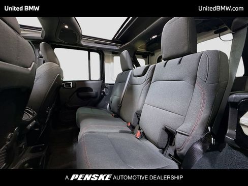 Used 2024 Jeep Wrangler Unlimited Rubicon w/ XTREMEE 35" Tire Package AWD/4WD image 12