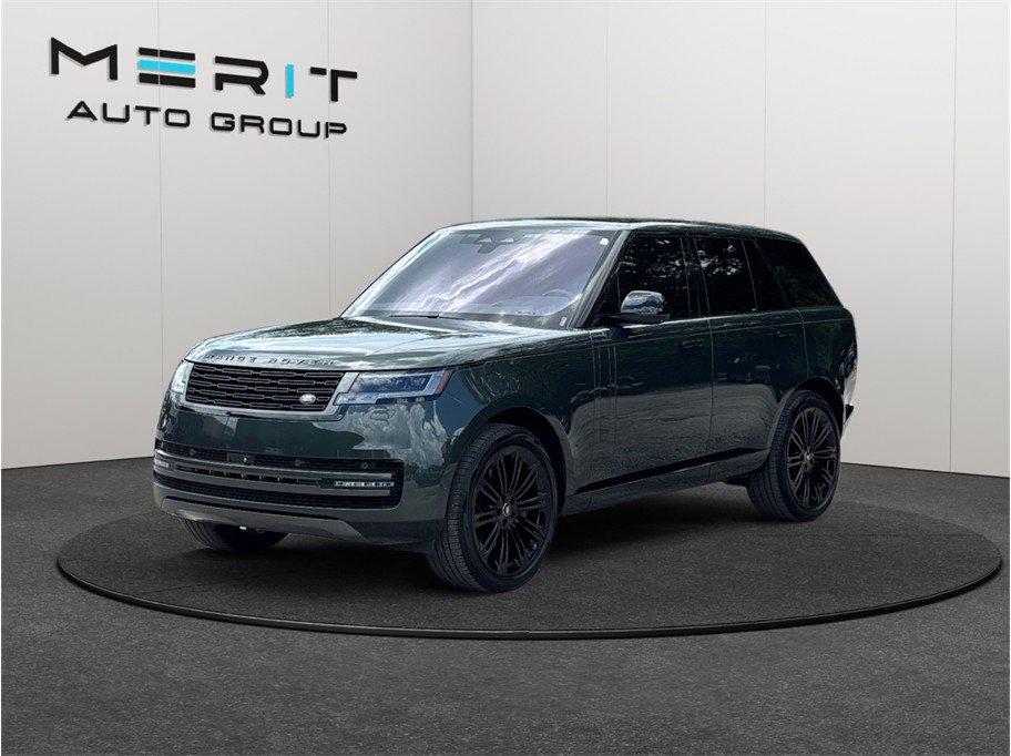 Used 2023 Land Rover Range Rover SE AWD/4WD image 4