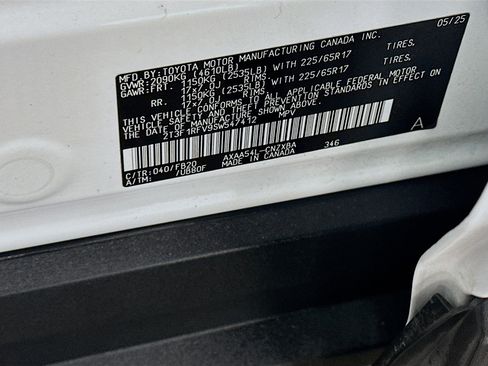 Used 2025 Toyota RAV4 LE image 12