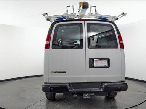 Used 2020 Chevrolet Express 2500 w/ Driver Convenience Package RWD image 7