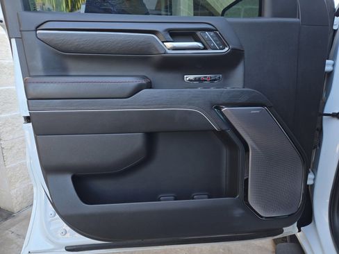 Used 2023 GMC Sierra 1500 AT4X AWD/4WD image 19