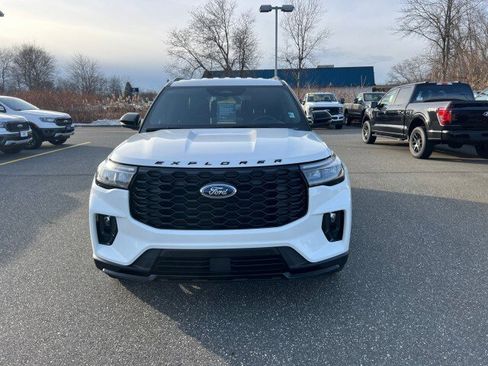 Certified 2025 Ford Explorer ST-Line w/ ST-Line Street Pack image 34