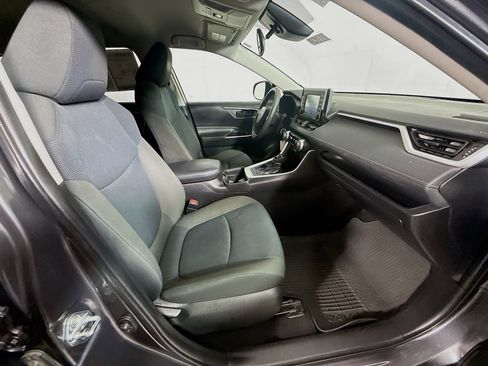Certified 2021 Toyota RAV4 LE FWD image 27