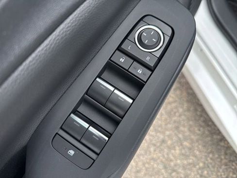 Used 2024 Toyota Prius Prime Premium image 21