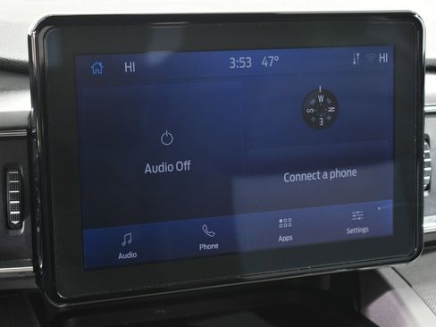 Used 2023 Ford Explorer XLT w/ Equipment Group 202A image 29