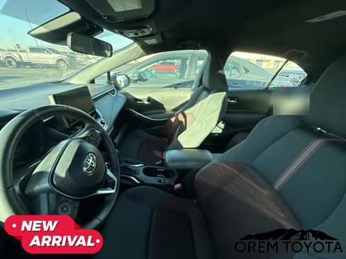 Used 2025 Toyota Corolla SE FWD image 10