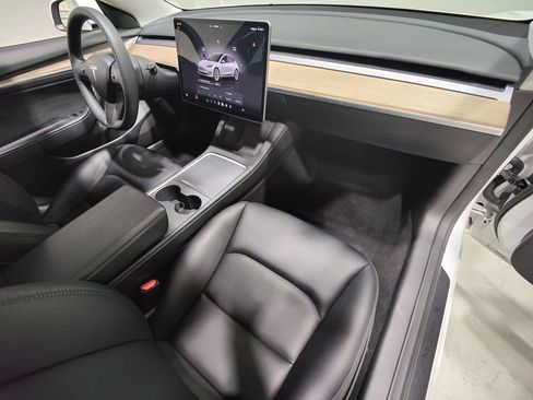 Used 2023 Tesla Model 3 Standard Range RWD image 12