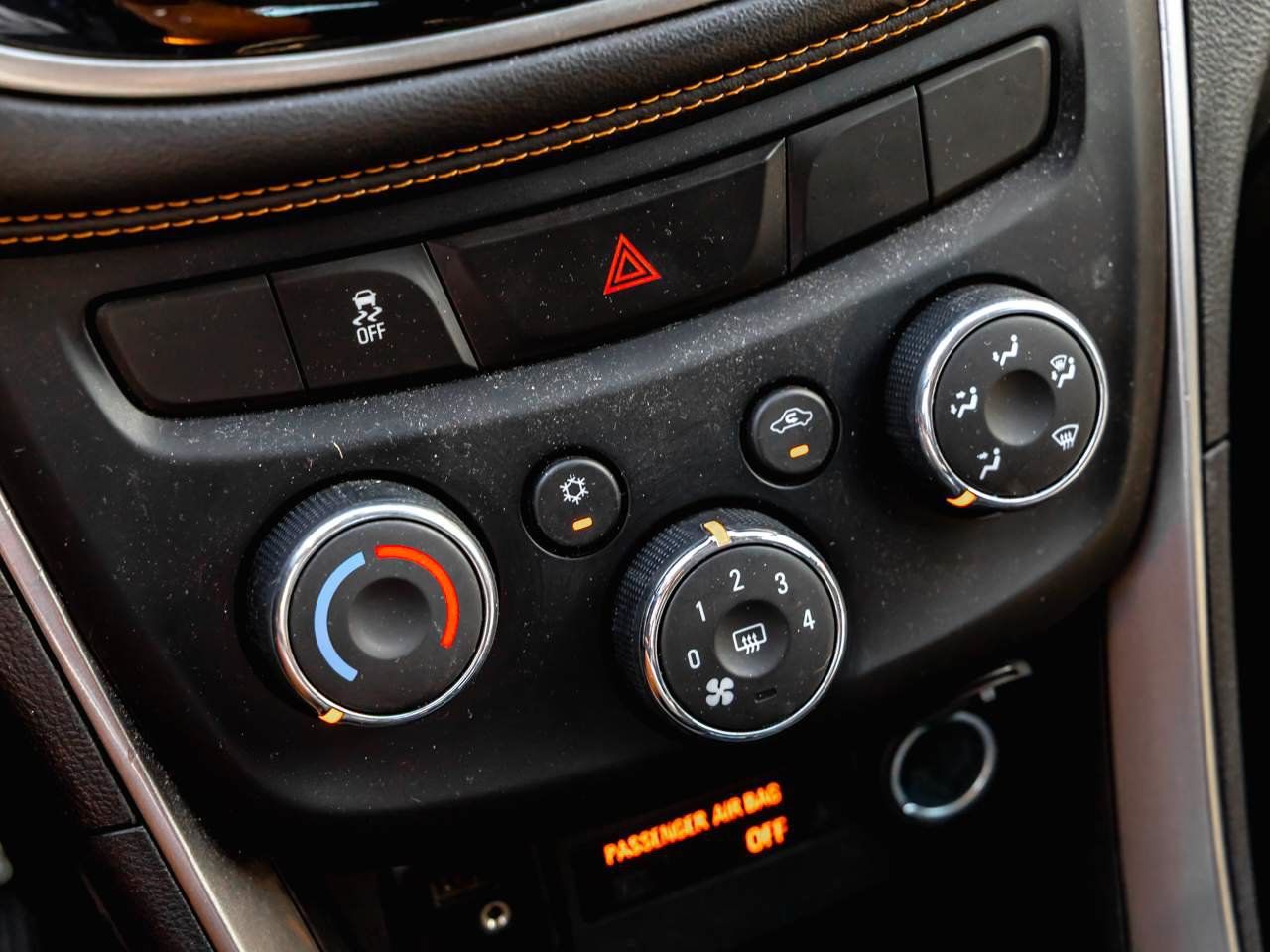 Used 2019 Chevrolet Trax LS FWD image 16
