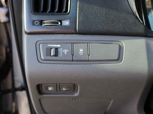 Used 2014 Hyundai Sonata Hybrid image 13