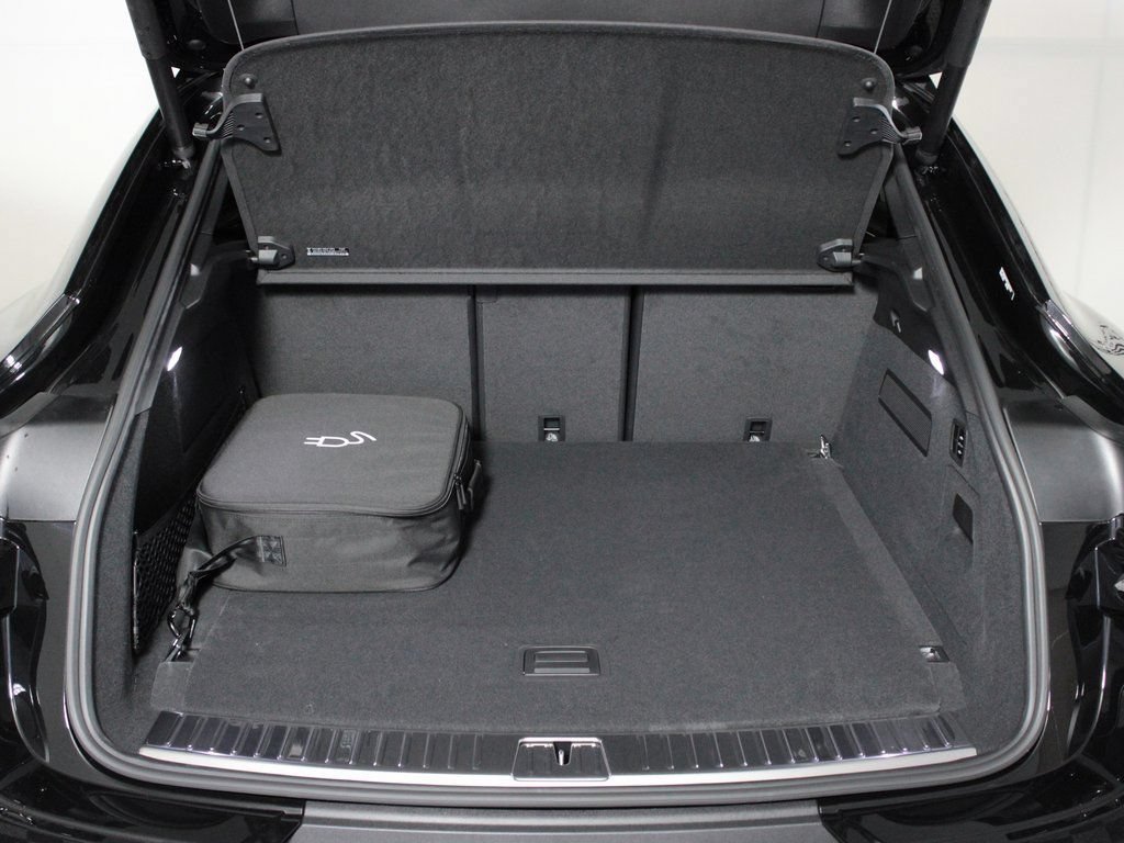 Certified 2026 Porsche Cayenne E-Hybrid Coupe AWD/4WD image 13