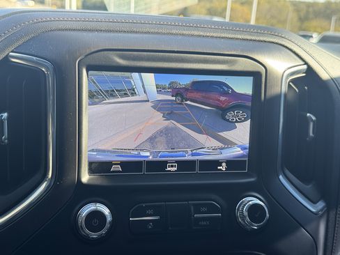 Used 2021 GMC Sierra 1500 AT4 image 17