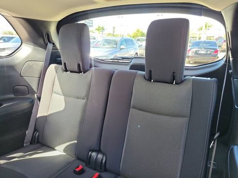 Used 2020 Nissan Pathfinder SV image 12