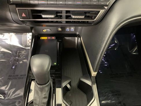 Used 2025 Toyota Camry XSE FWD image 21