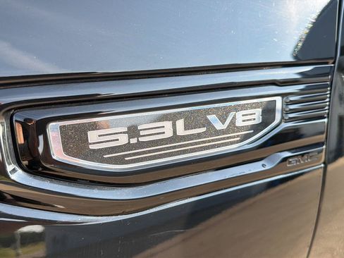Used 2024 GMC Sierra 1500 Pro w/ Graphite Edition AWD/4WD image 11