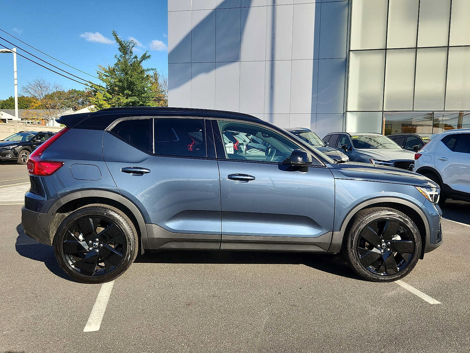 Used 2026 Volvo XC40 B5 Ultra w/ Protection Package Premier AWD/4WD image 7
