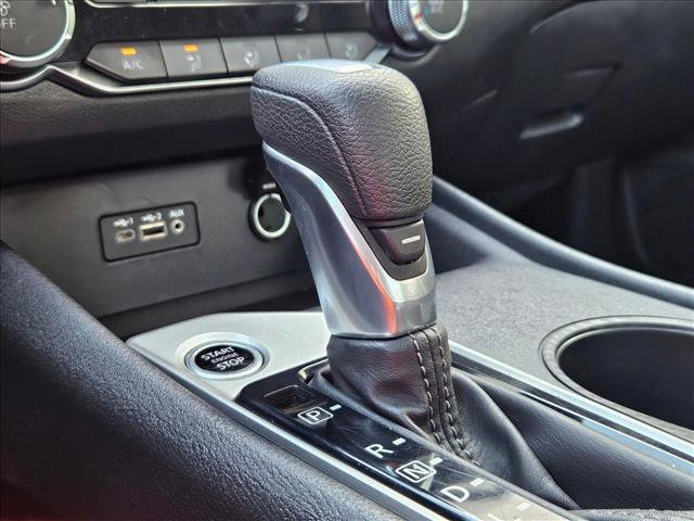 Used 2025 Nissan Altima 2.5 SV FWD image 10