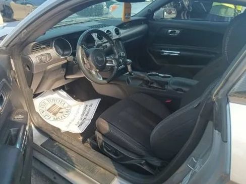Used 2020 Ford Mustang Coupe w/ Equipment Group 101A RWD image 3