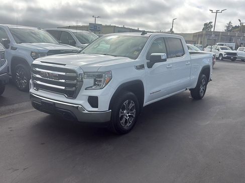 Used 2019 GMC Sierra 1500 SLE w/ SLE Value Package AWD/4WD image 1