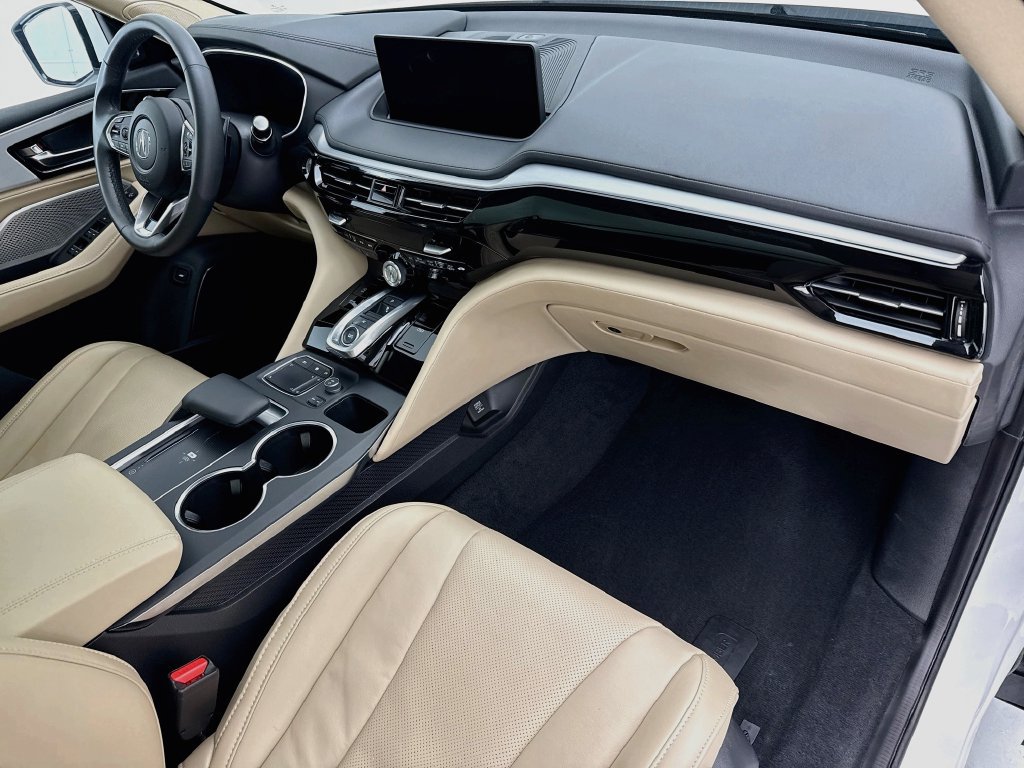 Used 2024 Acura MDX w/ Technology Package FWD image 16