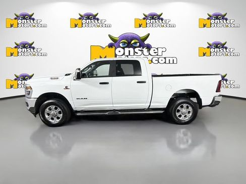 Used 2025 RAM 2500 Big Horn AWD/4WD image 8