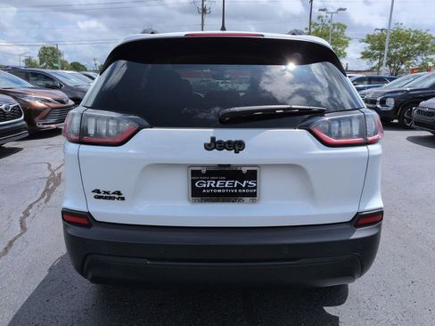 Used 2023 Jeep Cherokee Altitude Lux AWD/4WD image 4
