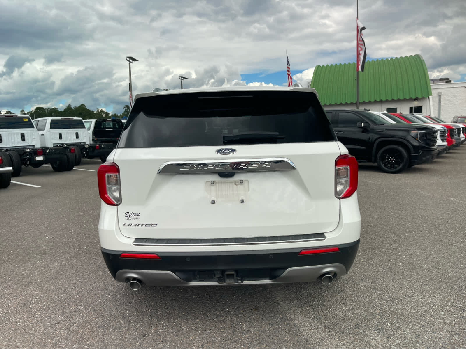 Used 2021 Ford Explorer Limited w/ Equipment Group 301A RWD image 6