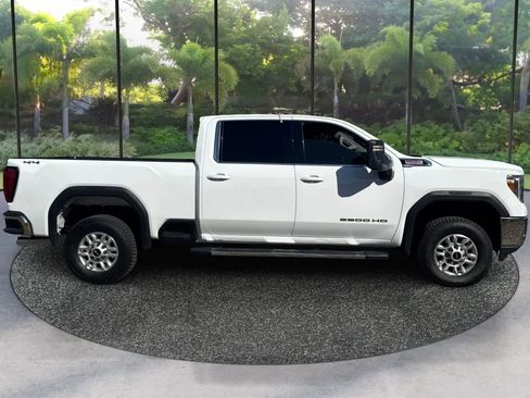 Used 2023 GMC Sierra 2500 SLE AWD/4WD image 4