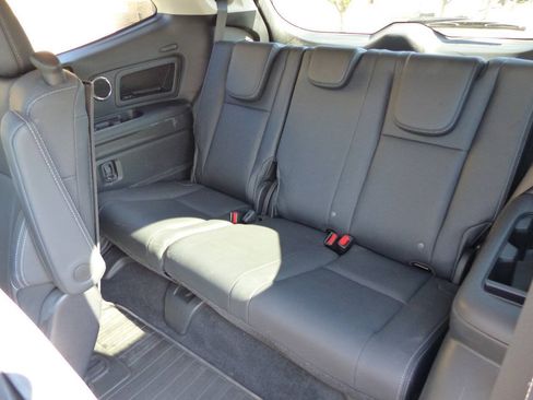 Used 2023 Subaru Ascent Touring AWD/4WD image 44