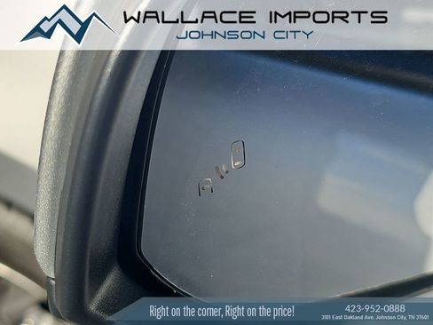 Used 2021 Toyota Sienna XLE image 22