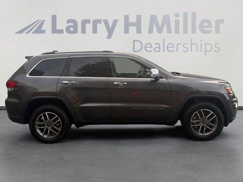 Used 2021 Jeep Grand Cherokee Limited w/ Trailer Tow Group IV AWD/4WD image 6