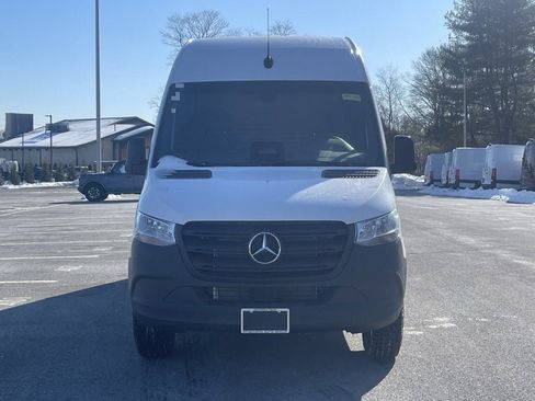 New 2025 Mercedes-Benz Sprinter 2500 image 1