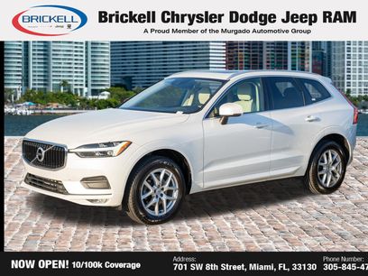 Used 2021 Volvo XC60 T5 Momentum w/ Premium Package