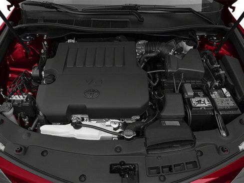 Used 2013 Toyota Camry LE FWD image 13