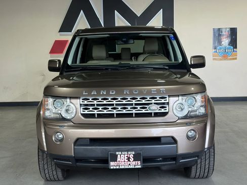 Used 2011 Land Rover LR4 HSE AWD/4WD image 2