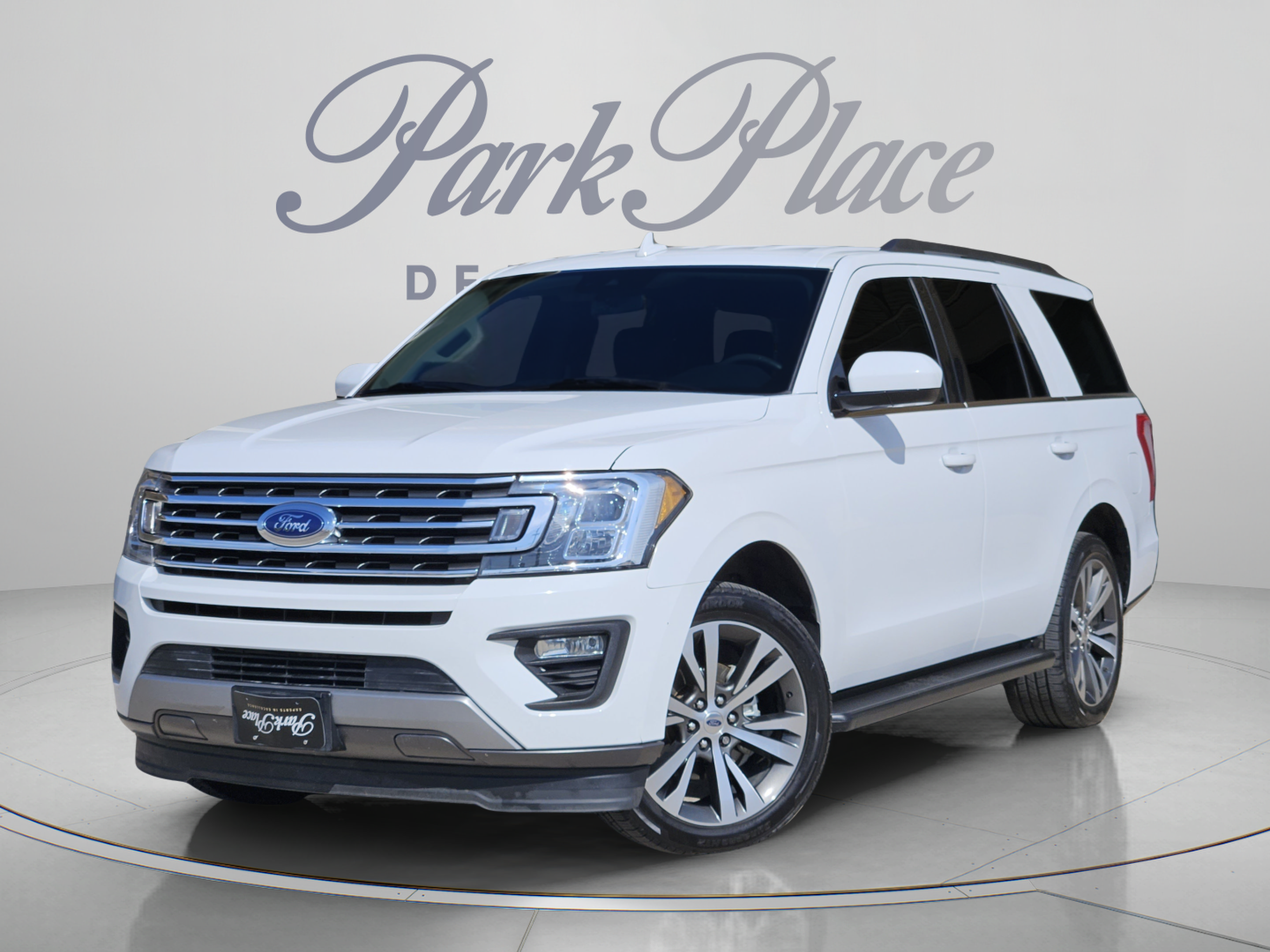Used 2020 Ford Expedition XLT RWD image 1