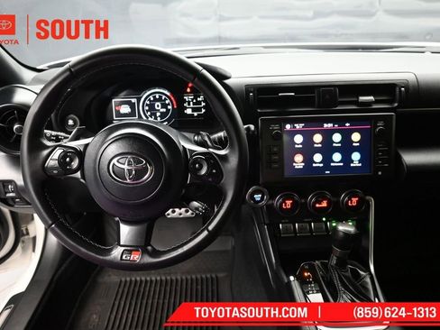 Used 2025 Toyota GR86 Premium w/ Performance Package RWD image 10