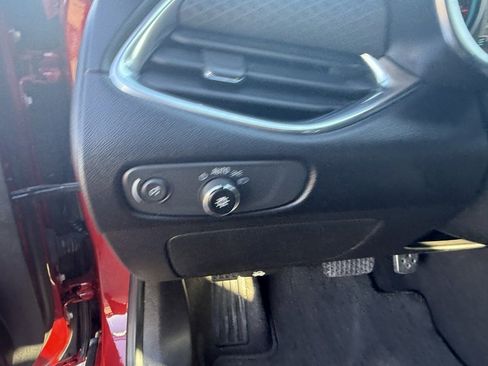 Used 2016 Chevrolet Malibu LT image 26