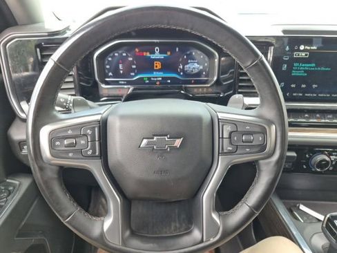Used 2024 Chevrolet Silverado 1500 RST AWD/4WD image 13