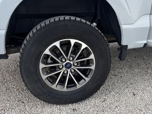 Certified 2022 Ford F150 XLT w/ Equipment Group 302A High image 20